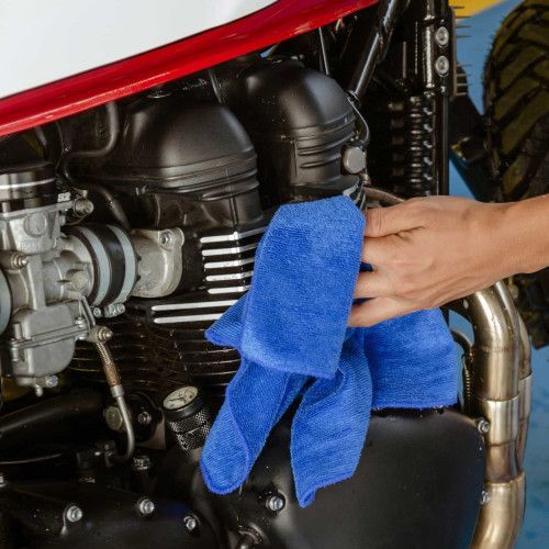 KIT LIMPIADOR MULTISUPERFICIE MOTO QM CLEANER